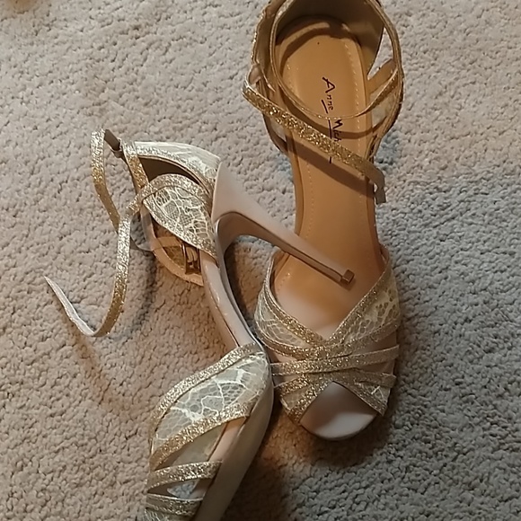 Shoes - Picture 2 of 3